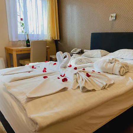 Royal Mediterran Apartment *