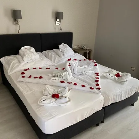 Royal Mediterran Apartment Siofok