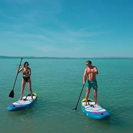 公寓 Royal Mediterran 希欧福克