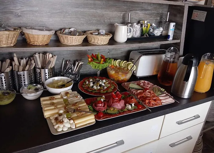 Royal Mediterran * שיופוק